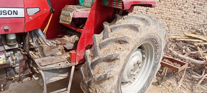 Massey Ferguson 375 2