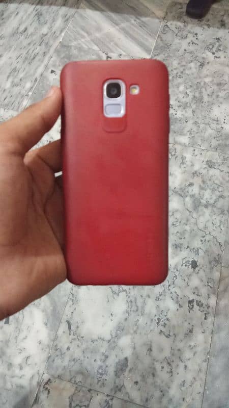 Galaxy J6 with free charger and back cover 0