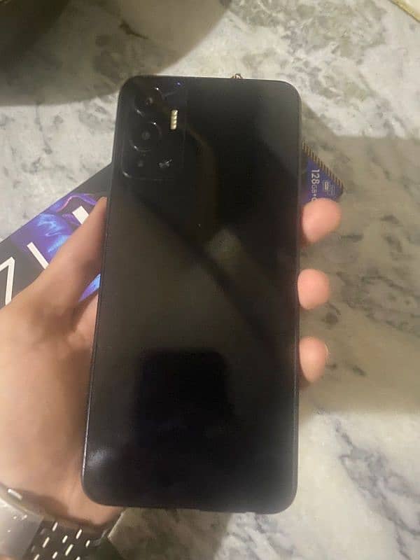 Infinix hot 12 mint condition 3