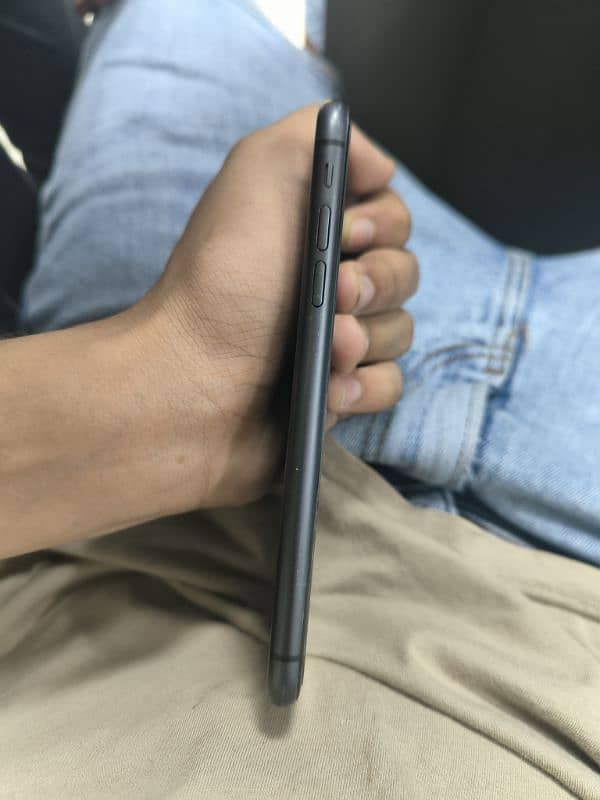 iphone 11 64 gb midnight grey 3