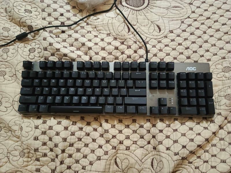 AOC mechanical keyboard gk410 0