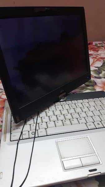 Fujitsu Laptop For Sale (Intel I7 M620, 8 GB Ram, Touch Screen 2