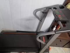 Tredmil machines Weslo Cadence 450 CS Treadmill 03024357859