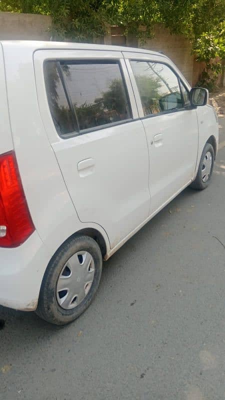 Suzuki Wagon R 2016 1