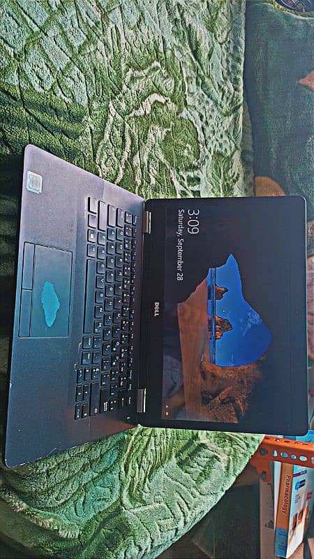 Dell Latitude E7470 i5 6th Gen. 4