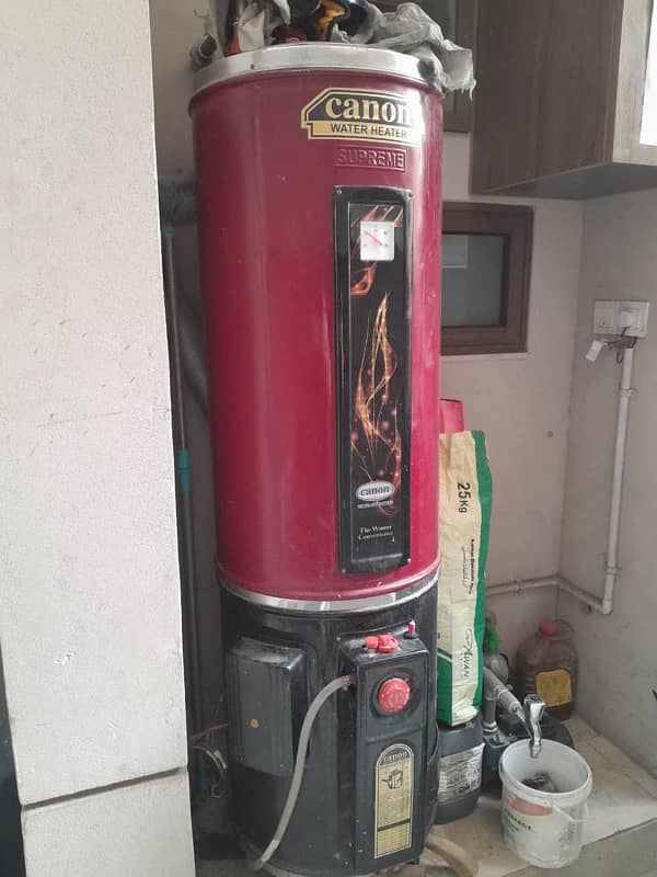 canon supreme electric + gas water heater no issue huge water capacity 2