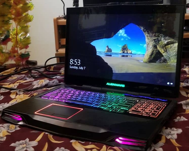 ALIENWARE M17xR3 LAPTOP 0