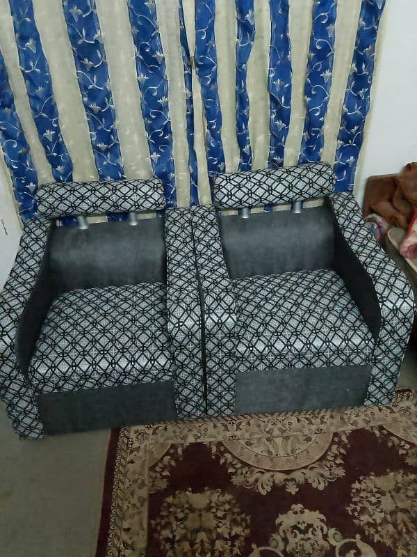 7 Seater Sofa Set Is Available For Sale 2