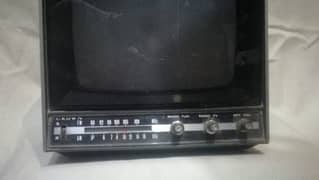 Crown early 70s model TV  n radio