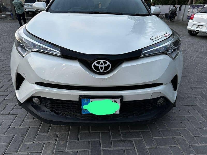 Toyota C-HR 2017 3