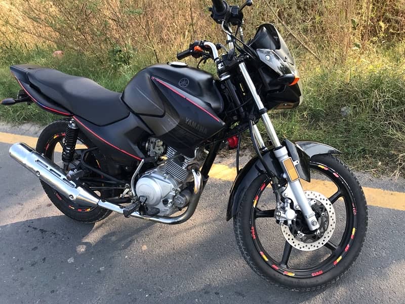 YBR 125 /2018 4