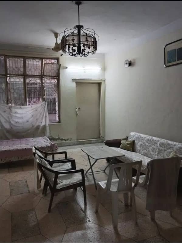 Allama Iqbal Town 5.5 Marla House For Sale 3