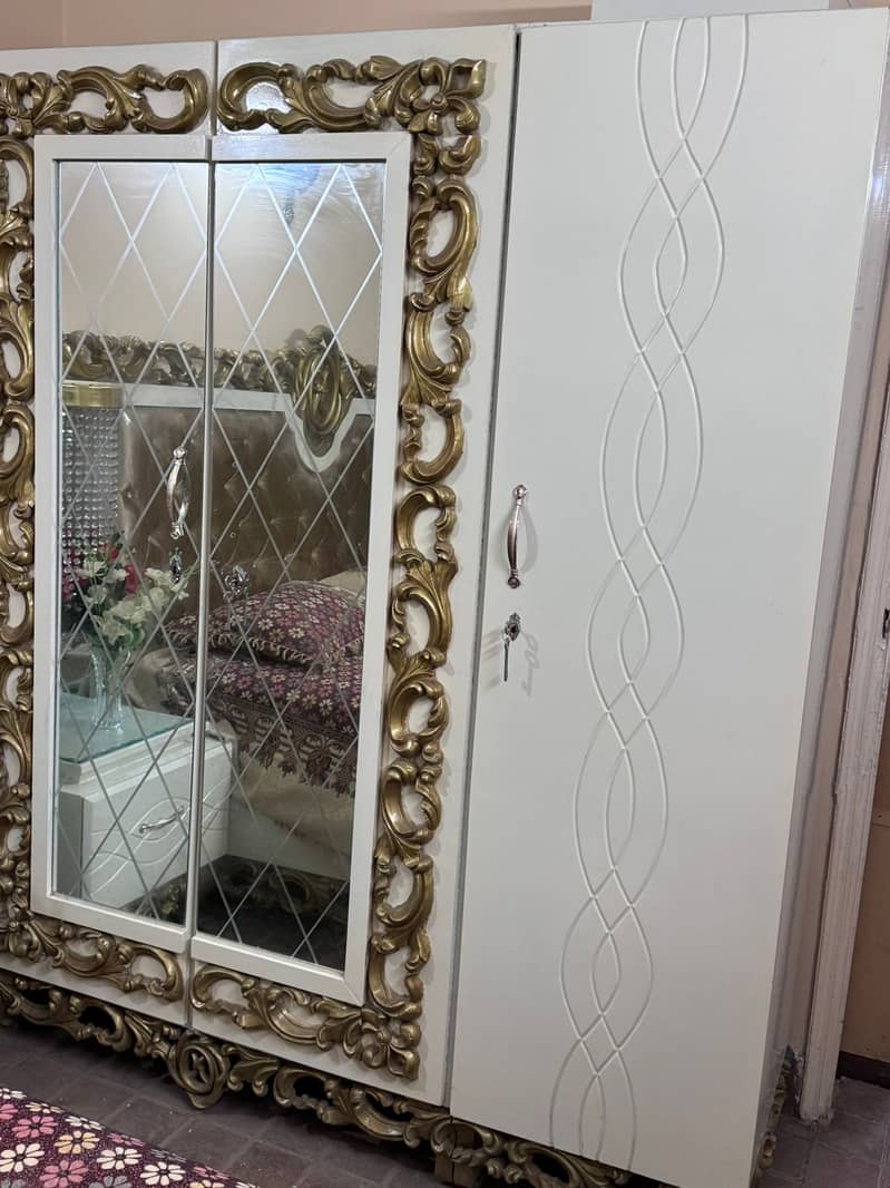 Complete bedroom Set for Sale - Used for few days only 2