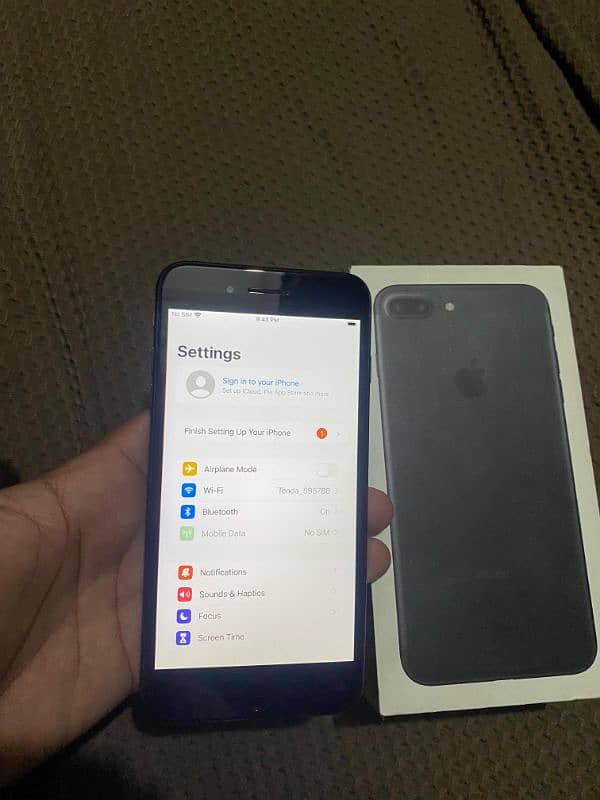 i phone 7 plus Pta Approved with box 5