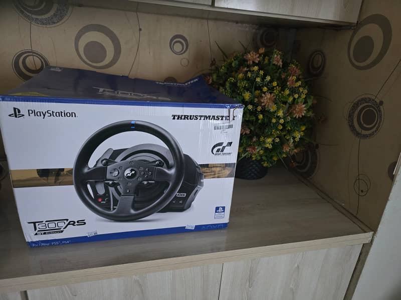 Thrustmaster T300RS gaming racing wheel 0