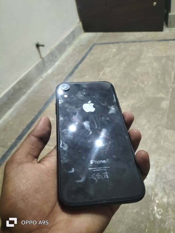 iphone xr 4