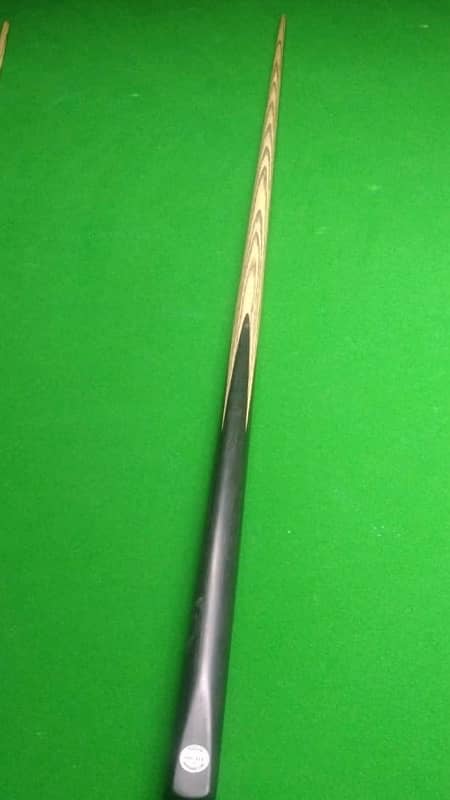 NICHE 147 ONE piece SNOOKER CUE 1