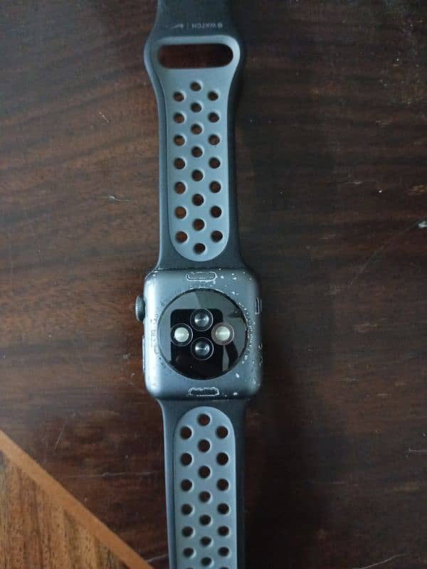 Apple Watch series 2 38mm with extra strap 1