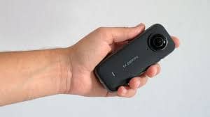 Insta 360 x3 with spare batteries 1