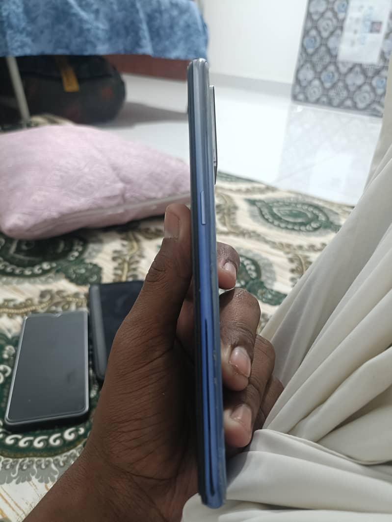 Oppo F19 0