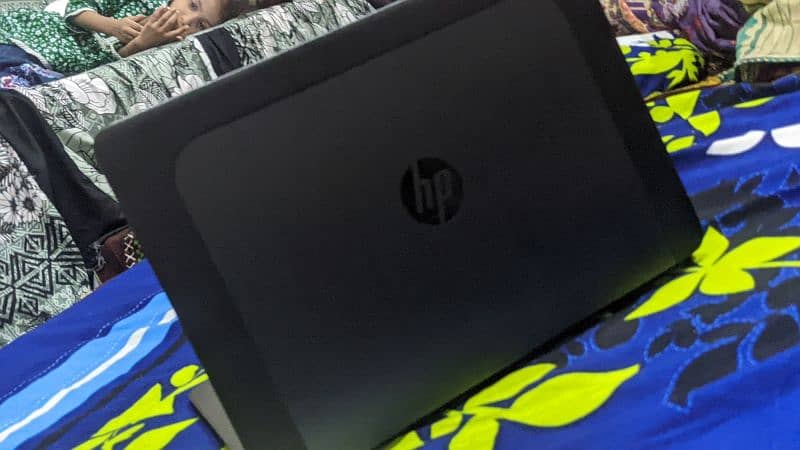 hp ZBOOK 14 g2 11