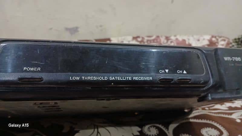 winersat set of 2 disc satellite receiver urgent sale 03289819021 7