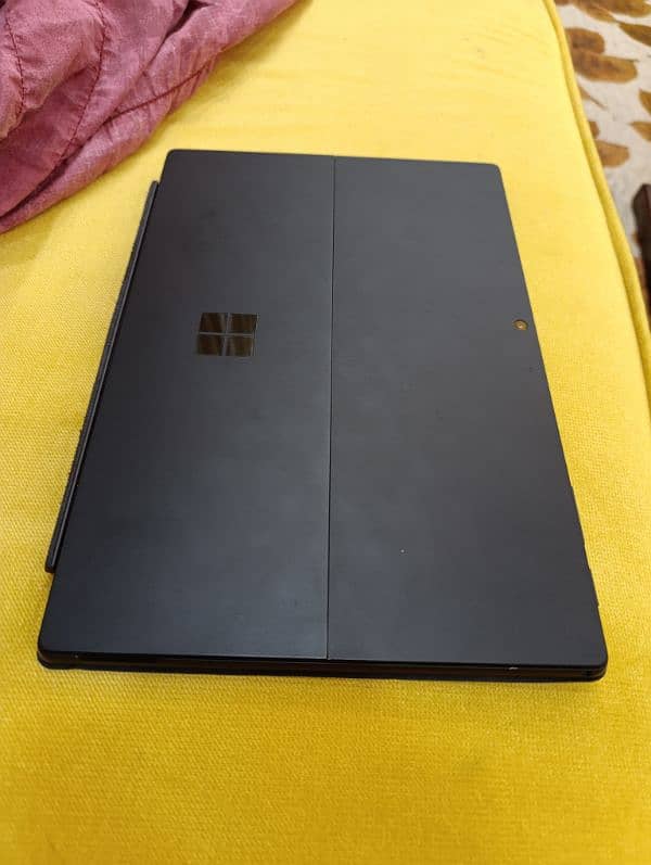 Microsoft surface pro 7 plus keyboard plus surface pen 2