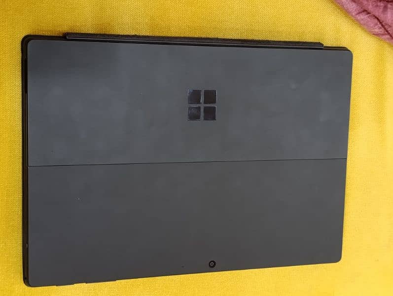 Microsoft surface pro 7 plus keyboard plus surface pen 3