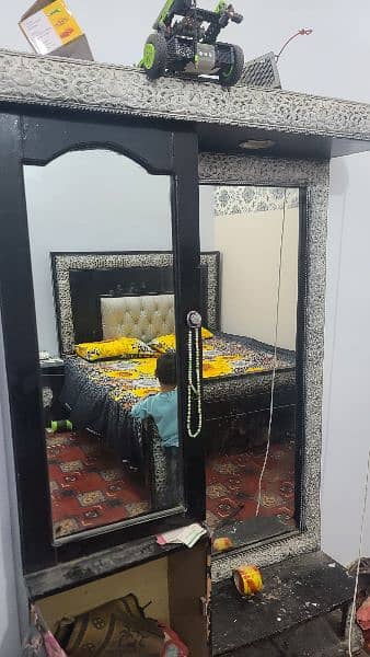 full jehaiz 10/8 condition for sale bed dressing wadrob 2