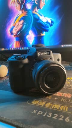 canon m50 with kit lense