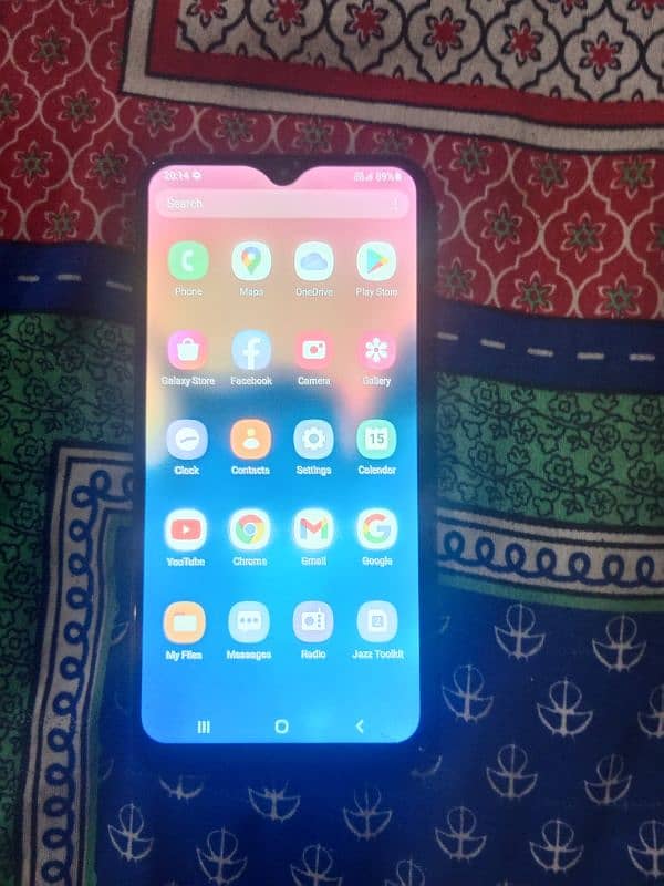 Samsung galaxy A10 original Samsung phone. All ok 4