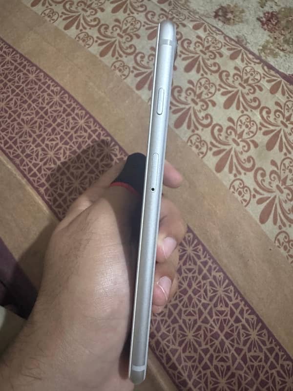 iPhone 8 Plus non pta 5