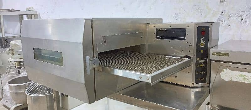 conveyor belt pizza oven queen 5000 18" belt Korea import 1