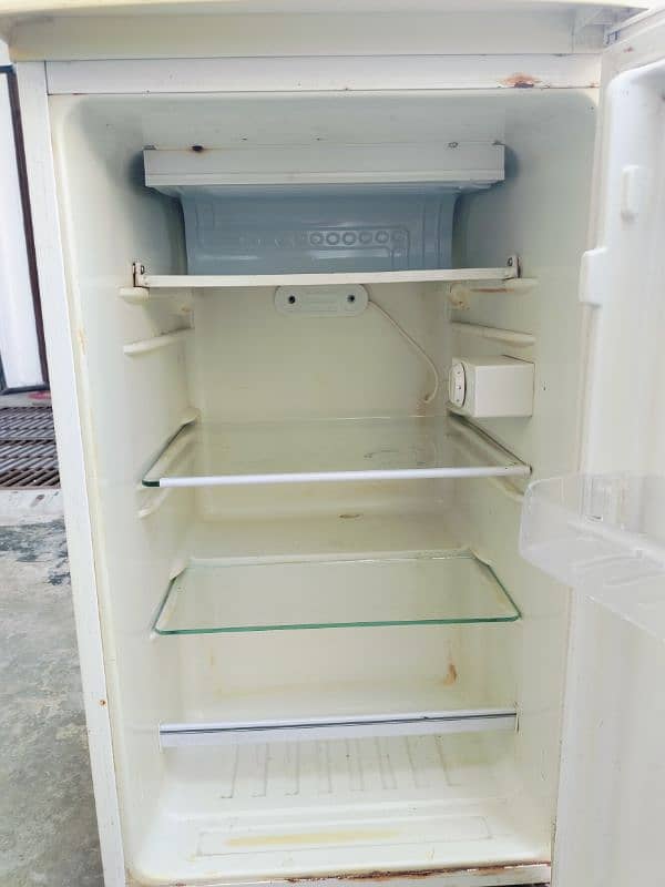 Room size Fridge Genuine 2