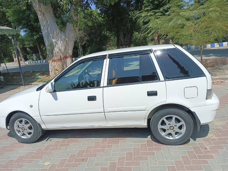 Suzuki Cultus limited edition 2016 4