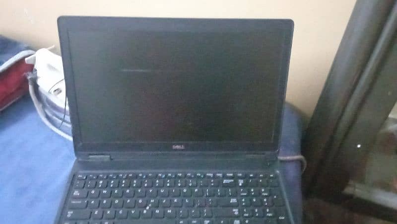 dell latitude 54780  cori i5 7 th gen 5