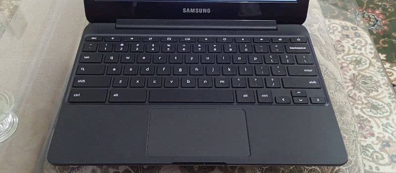 Chrome Book Samsung notebook C500 4/16 4