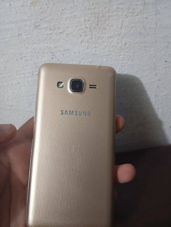 Samsung G532 0