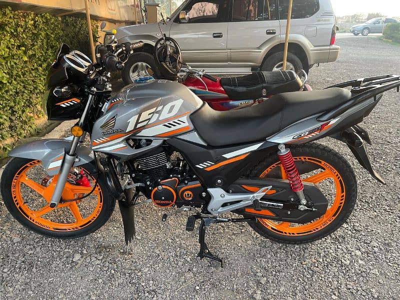 Honda Cb-150 Special Edition (Islamabad Register) 1