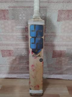 Pure English Willow Bat 8+ grains