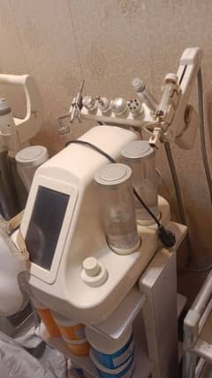 Hydra Facial Machine with meso Gun