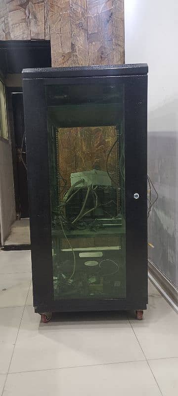 Server cabinet/ server Rack sale in Lahore 0