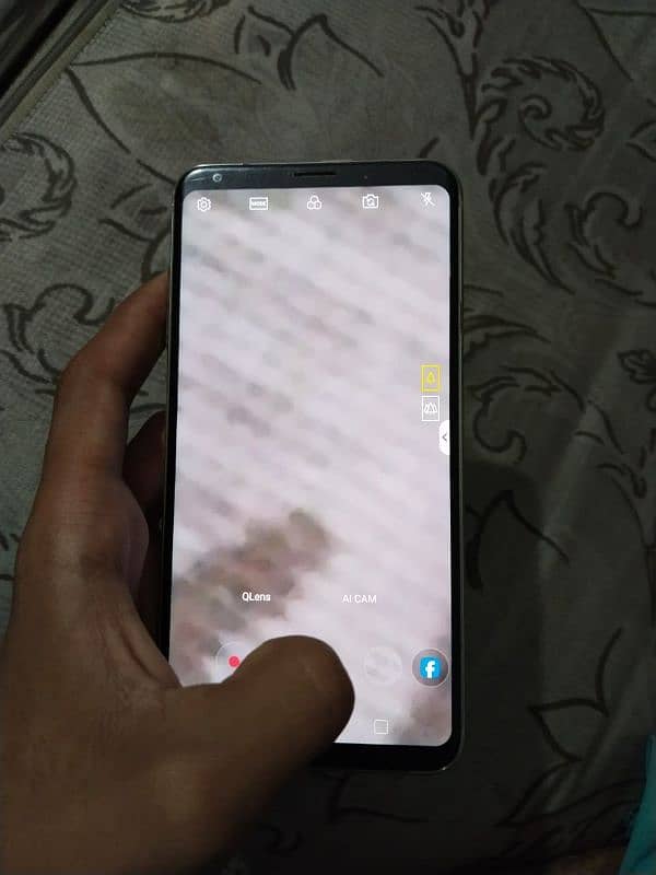 LG v30 new mobile phone 7