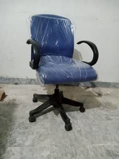 Stylish Revolving Chair for Sale