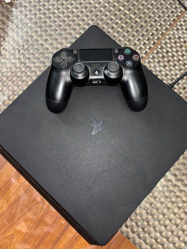 PS4 Slim 500gb with original controller 2