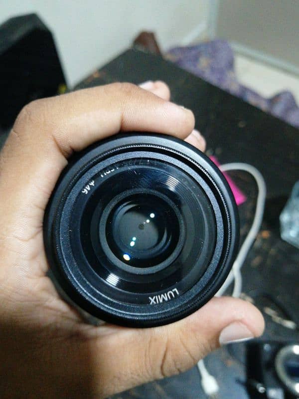 25mm 1.7 lens for Lumix G series 1