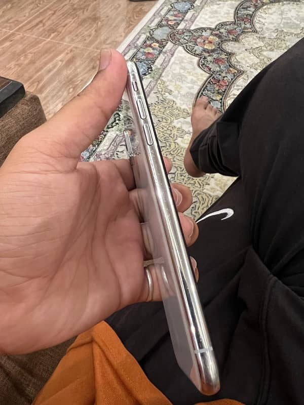 iphone  Xs 256 Gb Pta Approved 7