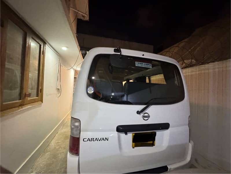 nissan caravan ( hiace category ) 1