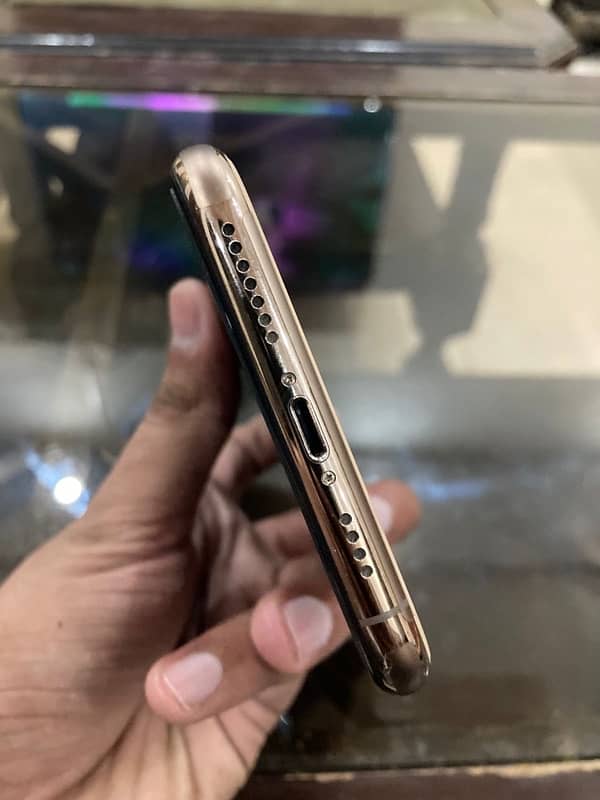 iphone 11 Pro Max PTA Approved 256 GB 3