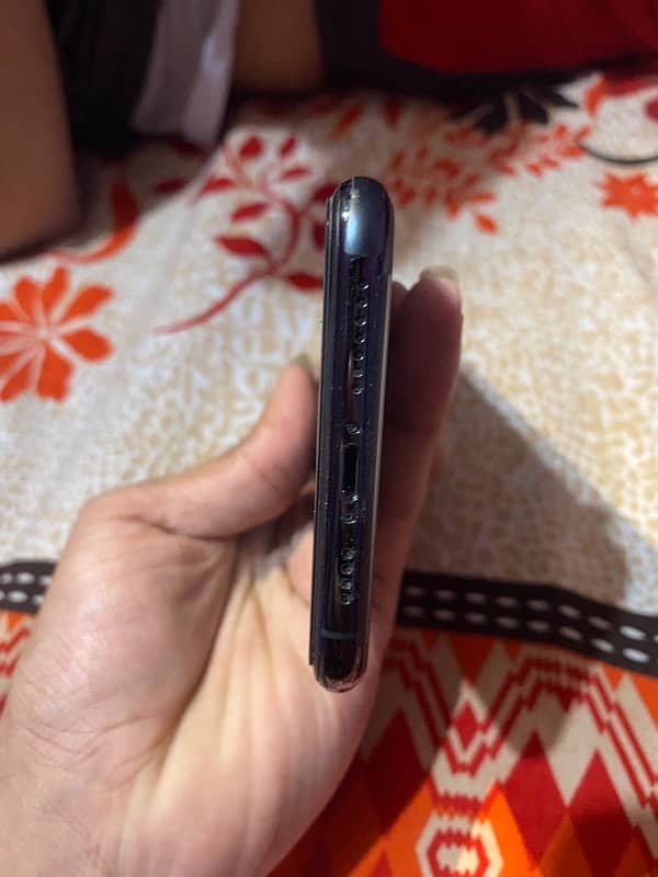 iphone 11 pro max 256gb Non pta factory unlock 3